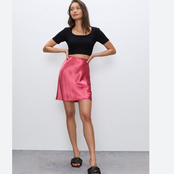 Aritzia Dresses & Skirts - Aritzia Babaton Slip Satin Mini Skirt Bright Pink Size 6